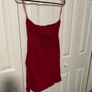 Element size medium strapless tank